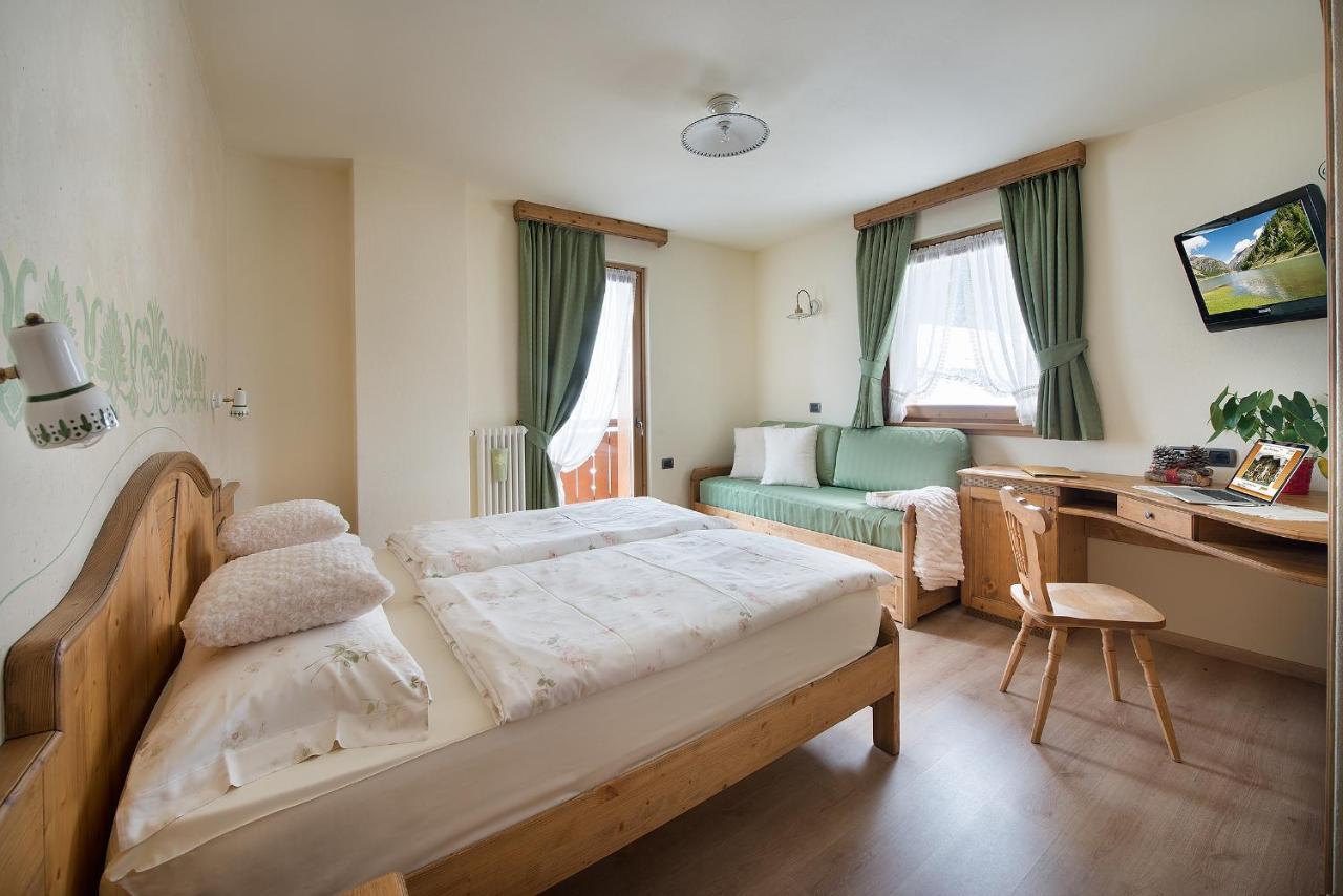 Hotel Costanza Mountain Holiday Livigno Exterior photo
