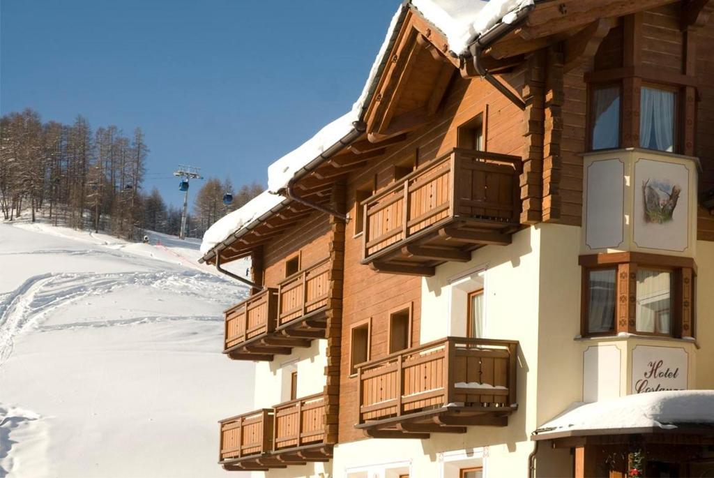 Hotel Costanza Mountain Holiday Livigno Exterior photo